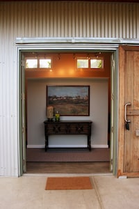 Newly Renovated Former Cider House near wineries,Blue Ridge Parkway and Floyd, V