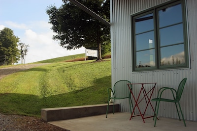 Newly Renovated Former Cider House near wineries,Blue Ridge Parkway and Floyd, V