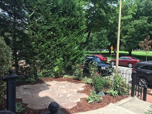 Front patio facing an enormous park