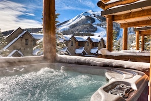 Private outdoor hot tub with Lone Peak views!