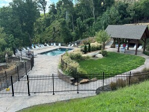 Newly remodeled community Pool only 5 minutes away. 