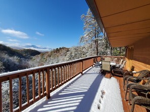 Snow day at The Smoky Mountain Lodge