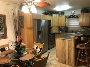 Fully Remodeled Kitchen with NEW APPLIANCES !!
