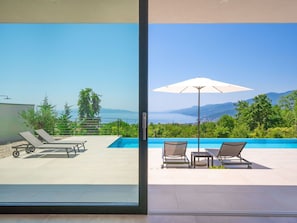 Propiedad, Sunlounger, Diseño De Interiores, Casa, Casa, Mueble, Sombra, Bienes Raíces, Arquitectura, Habitación