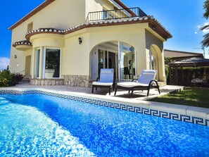 Bâtiment, Propriété, Maison, Domicile, Immobilier, Piscine, Villa, Biens, Manoir, Architecture