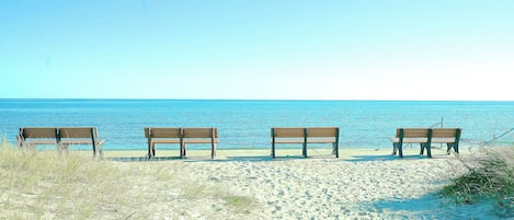 Welcome to your Home Away from Home across from SeaView Beach on Nantucket Sound