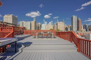 Roof deck 