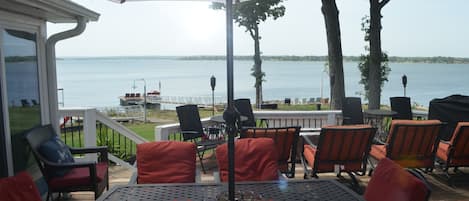 Kitchen views to Grand Lake facing Sailboat Bridge with lots of outdoor seating!