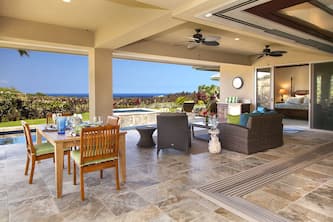 BIG ISLAND PARADISE-private lanai -pool/spa/low golf rates/access to #1 beaches