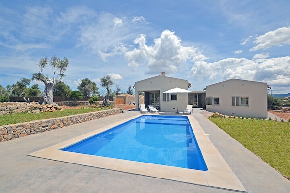 Ses Veyetes - Modern country house with pool in Artá, Mallorca