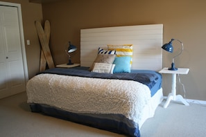 Day bed in 'Surf' Bedroom (Double bed)