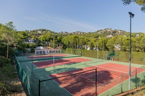 Sport court