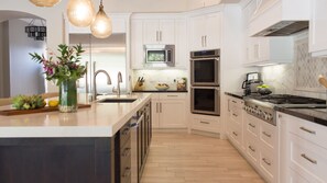 Open Kitchen - 2 Sinks - 6 Burners - Griddle - Double Oven - All Thermador