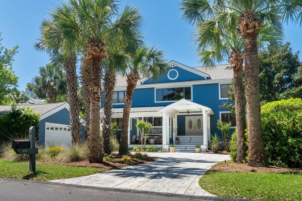 2253 Catesby's Bluff, a newly renovated 5 bedroom and 4 bath home.  Just 2 blocks from beach boardwalk access.
