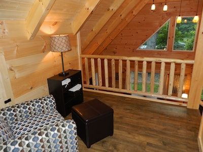 New* Cabin Clean in-town Black Mountain 15min Asheville 3BR/2BA Montreat Wifi !