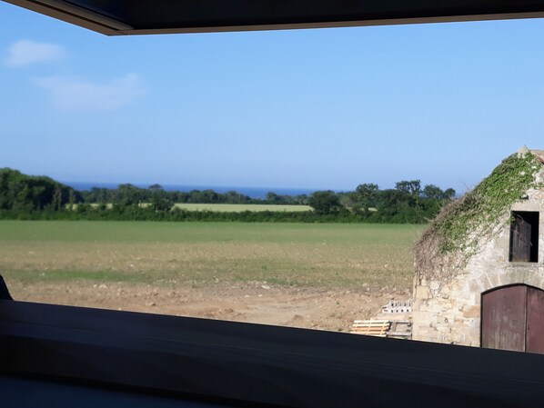 vue dégagée sur mer et campagne