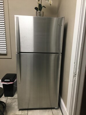 Full size refrigerator