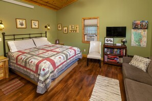 7009A20Cabin20220Bed20and20Sitting20Area