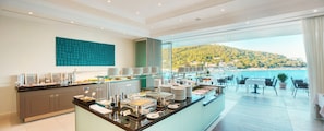Breakfast buffet
