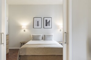 Bedroom with a double bed