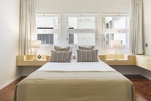 Bedroom with a double bed