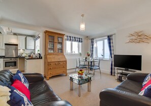 Lounge / Kitchen / Diner