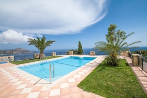 Stunning sea views house,Plakias,Rethymno,Swimming pool area