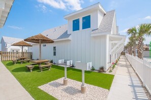 Grilling area adjacent to townhome