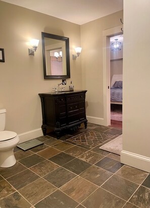 First floor, bathroom