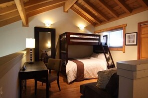 Spacious loft with Twin over Full bunkbed, Full Sleeper Sofa & Computer Desk