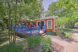 Villa Exterior | Free WiFi | Resort Amenities | Lake Erie Access