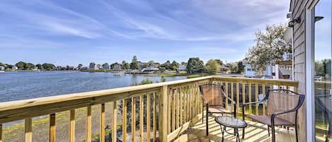 Portsmouth Vacation Rental | 2BR | 1BA | Stairs Required | 650 Sq Ft