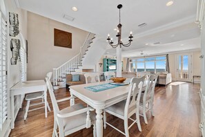 Dining area #2