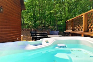 Private rear deck with hot tub, outdoor table & chairs and Weber propane grill! (1)