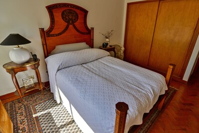 Cozy 4 Bedroom Apartment Near Aveiro City Center