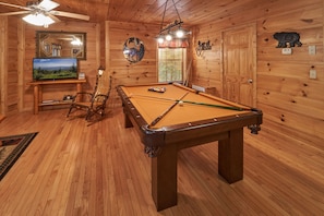 Spielezimmer