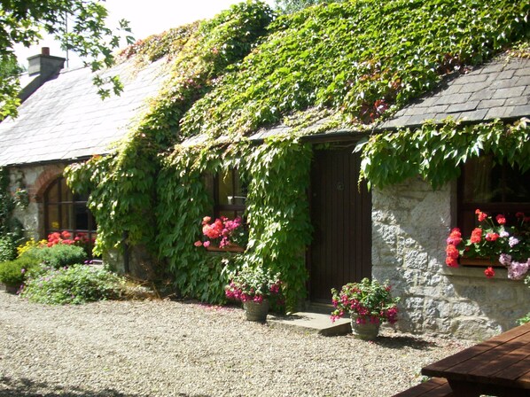 Two - bedroom cottage