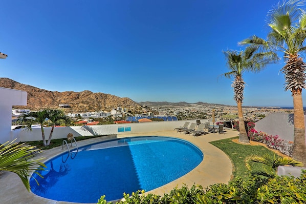 Cabo San Lucas Vacation Rental | 3BR | 2BA | 1,460 Sq Ft | Stairs to Enter