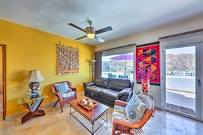 Living Room | Central Air Conditioning | Sleeper Sofa