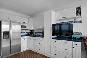 Fully stocked kitchen