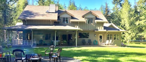 Large Yard, Complete with Yard Games and Fire Pit