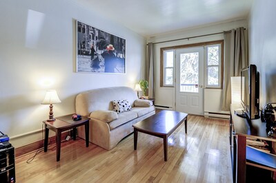 Cozy guest home in the heart of Montreal