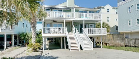 Wrightsville Beach Vacation Rental | 3BR | 3BA | 1,650 Sq Ft | Steps to Access