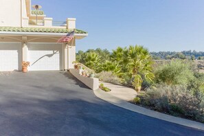 primary guest parking location in front of right-most garage door