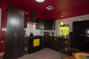 Fully equipped kitchen to enjoy cooking in