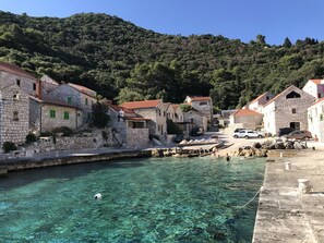 Lucica Bay