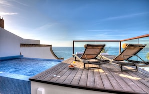 Pool  and deck view