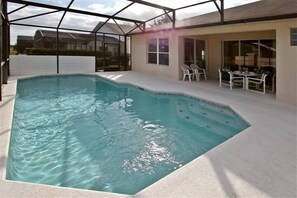 Relaxing Pool