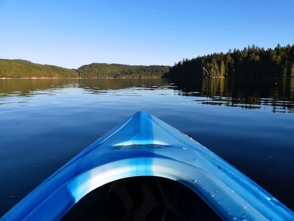 Kayaking in Gorge Harbour