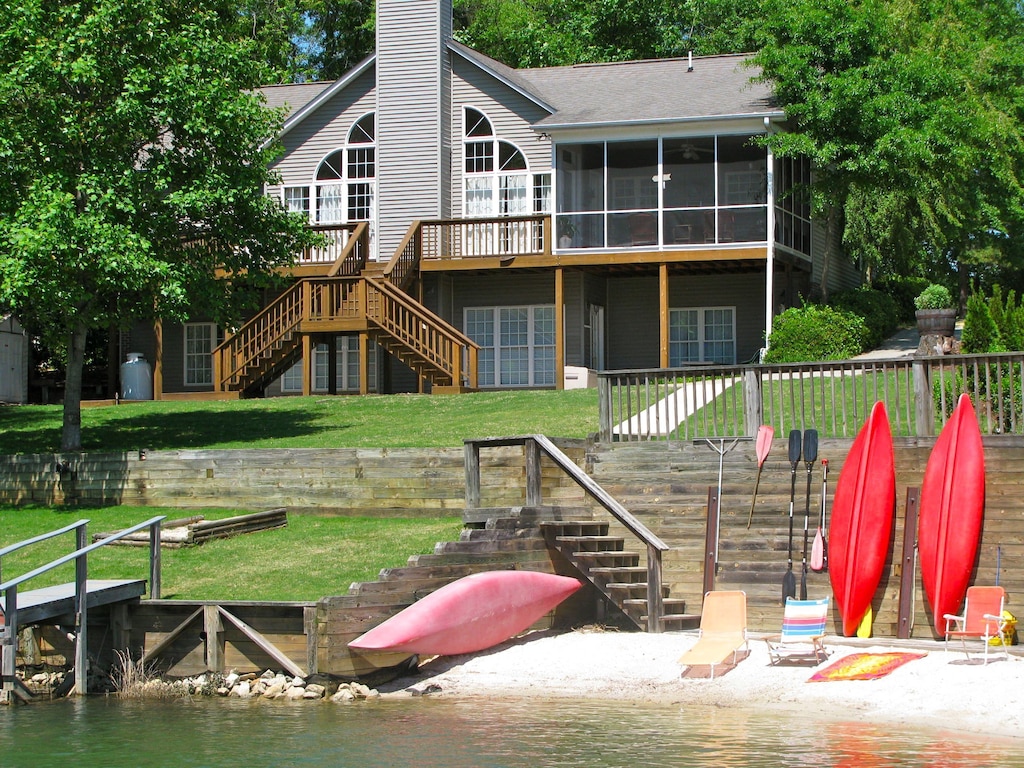 Jet Ski Rental Lake Hartwell / Lake Hartwell Exit 19 Hot Tub Boat Jetski Rental July 2021 Northlake South Carolina Sc Usa 3 Bedroom 2 Bathroom / Lake hartwell boat & jet ski rentals yh watersports.